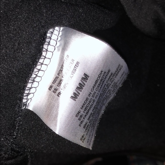 Short sleeve ball hoodie - Picture 5 of 5